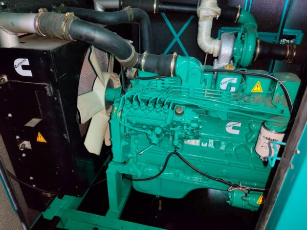 125 kva Generator New canopy Original set - Image 8