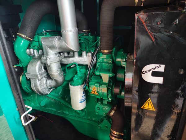 30 kva Generator Cummins/Stamford Original set 3 phase - Image 3