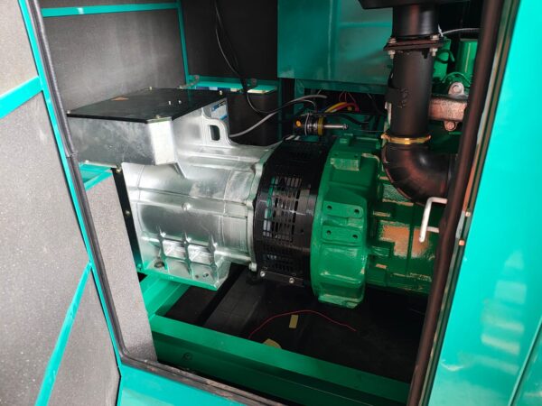 125 kva Generator New canopy Original set - Image 12